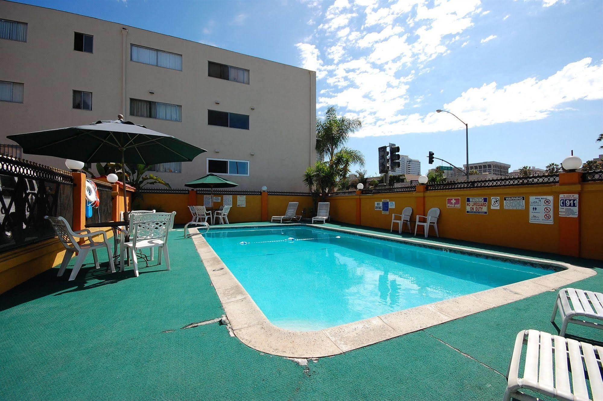 Vagabond Inn Long Beach Buitenkant foto